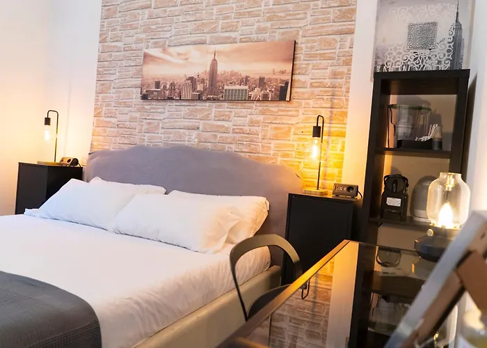 Salotto Piramide 3*