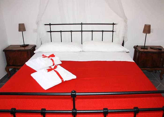 Salotto Piramide 3*
